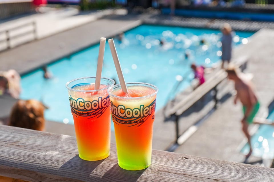 Aqua park, Swimming pool