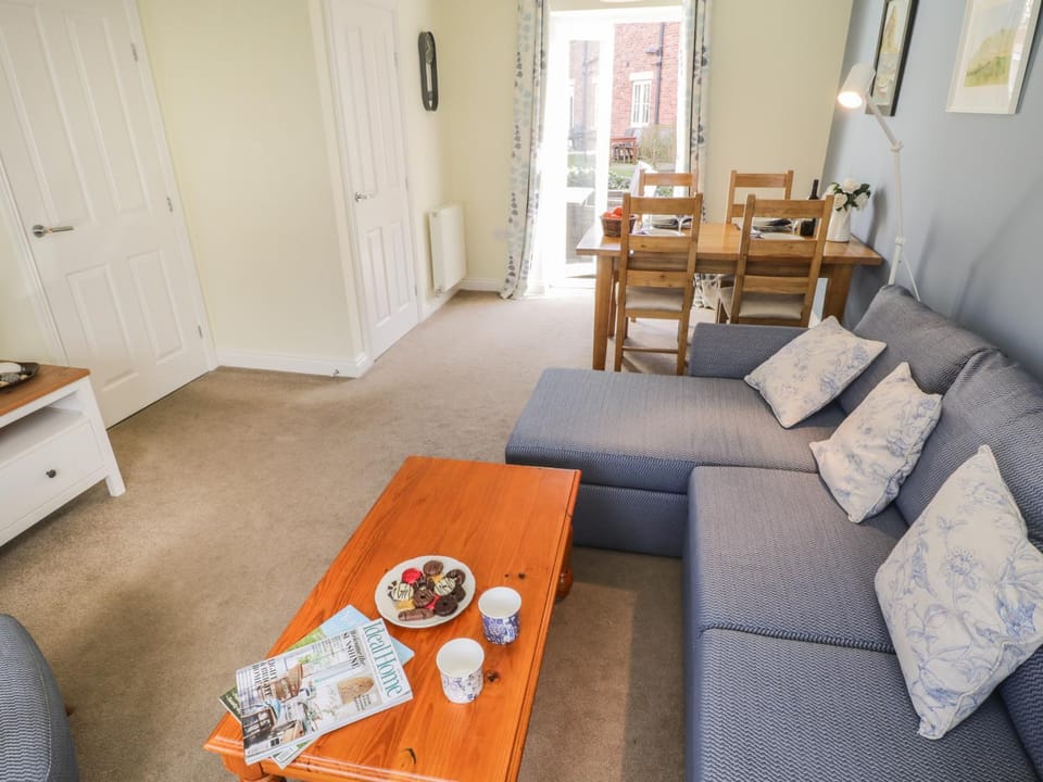 Blue Skye, 17 Talisker Walk House in Primrose Valley