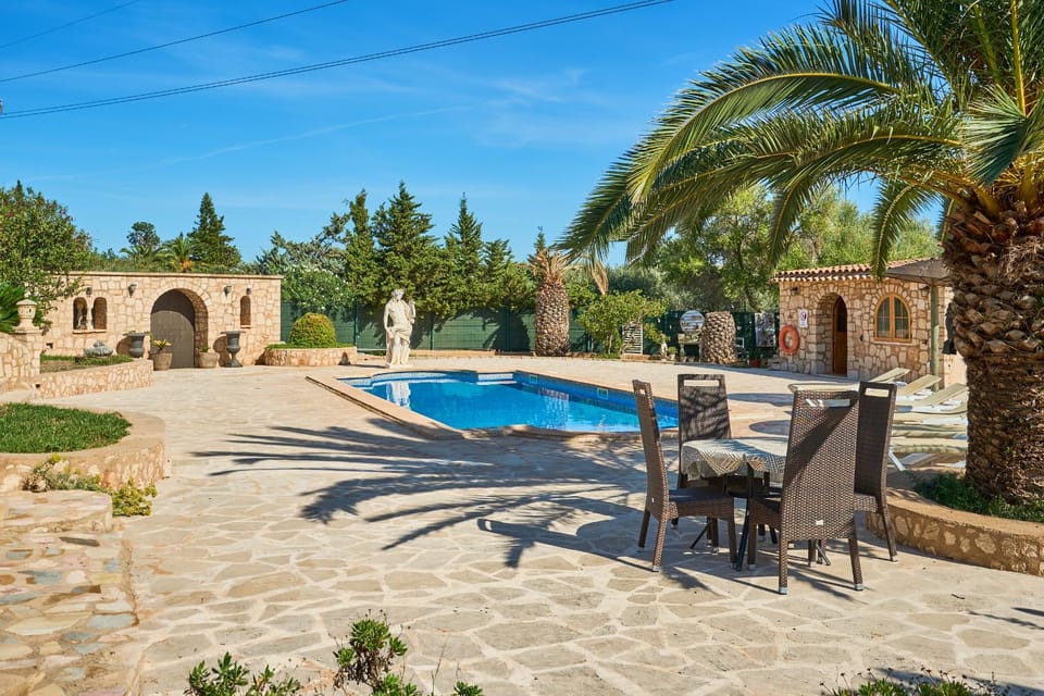 Finca Cullera House in Migjorn