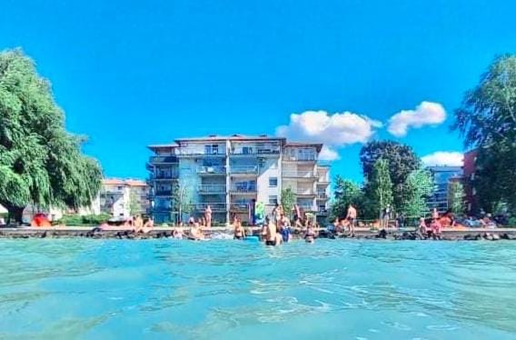Balaton BeachSide Apartman Siófok N1 Apartment in Siófok