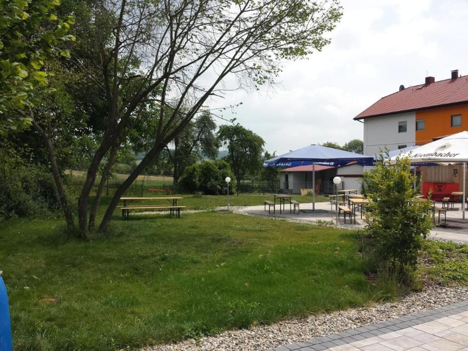 Landhotel zum kühlengrund & soultans paradise Hotel in Hesse