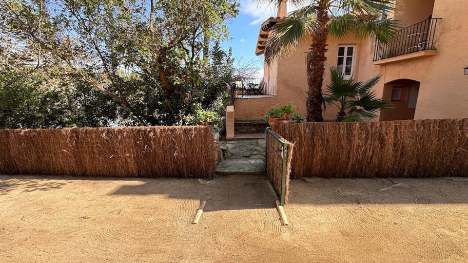 Garden, Garden view
