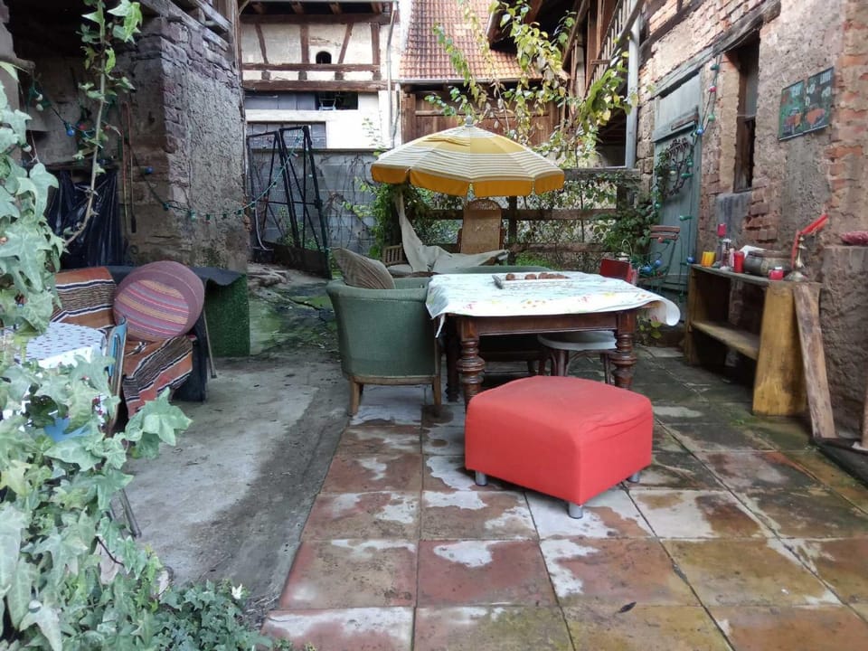 La chambre rose Vacation rental in Grand Est
