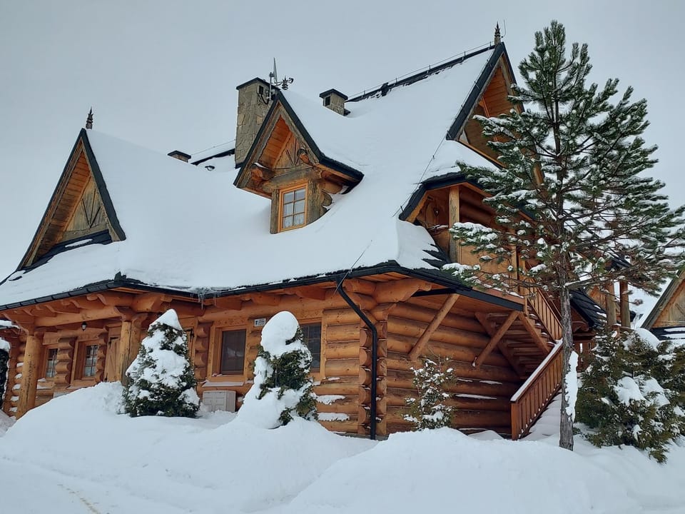 Property building, Winter