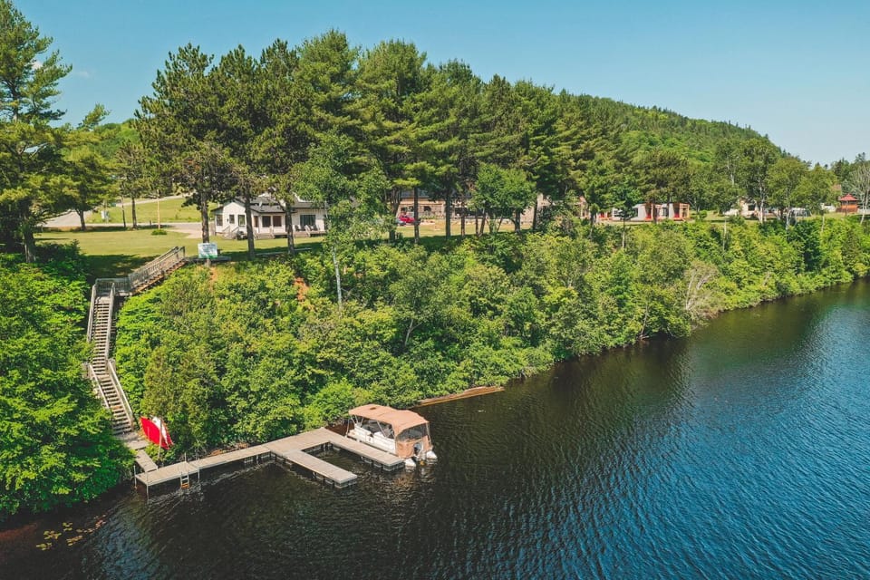 Day, Natural landscape, Activities, River view
