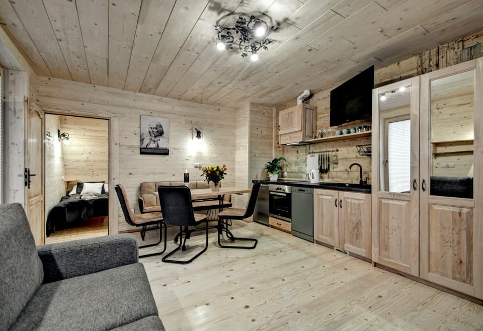 Kitchen or kitchenette, Living room, Seating area