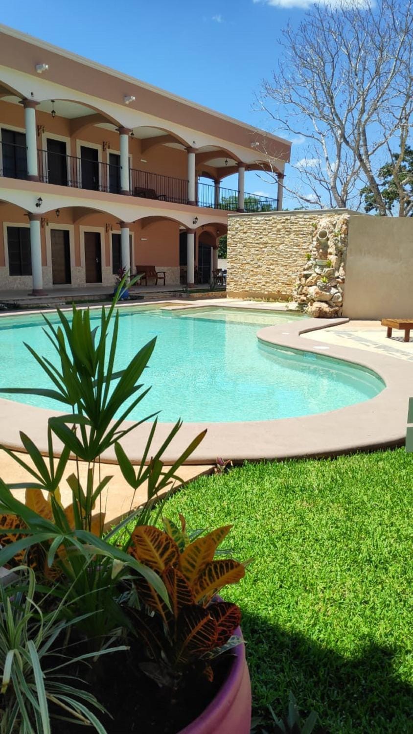 Patio, Garden, Balcony/Terrace, Decorative detail, Swimming pool