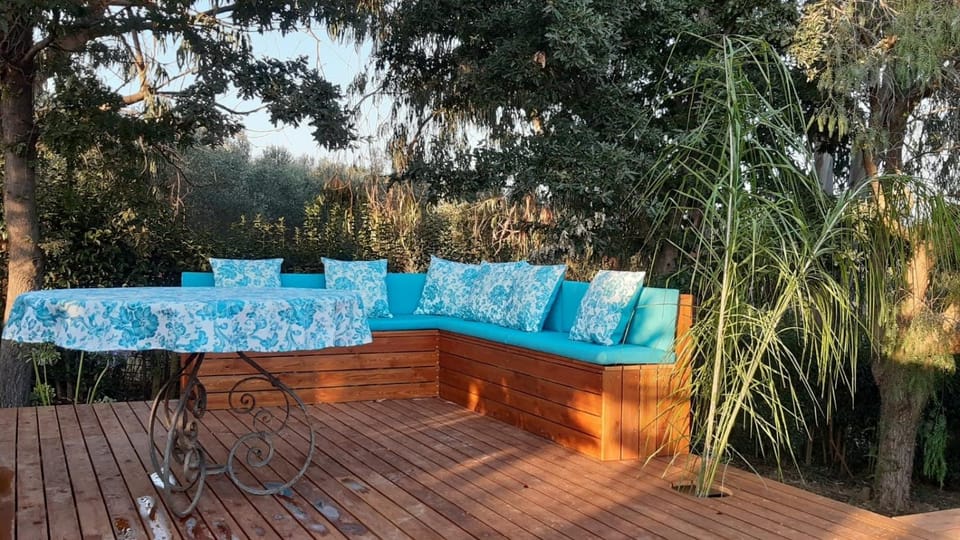 Swimming pool, Internal: Not applicable to any particular room
