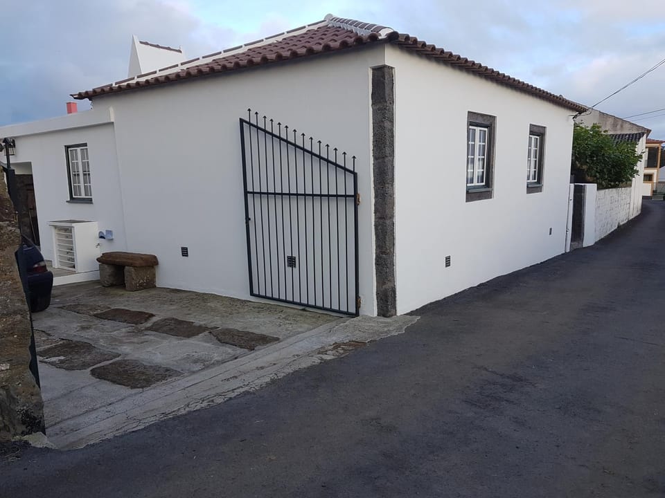Golden House House in Azores District