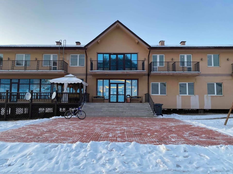 Property building, Winter