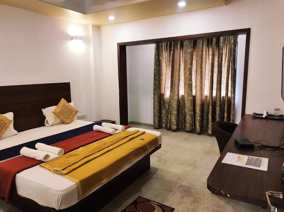 Bed, Photo of the whole room