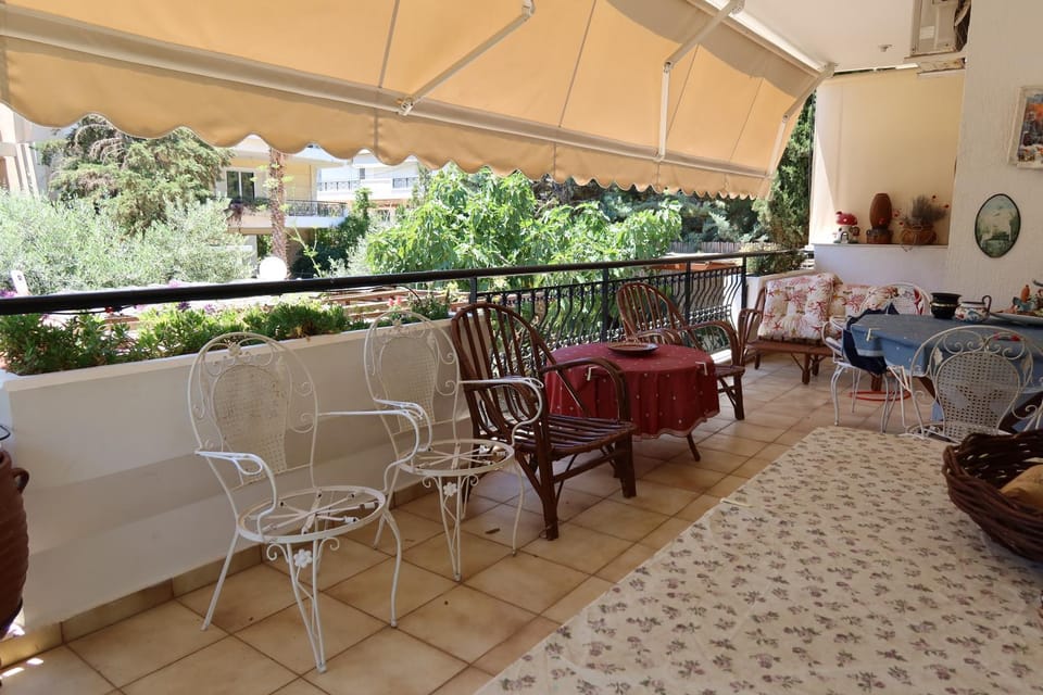 Family House in Glyfada center Apartment in South Athens