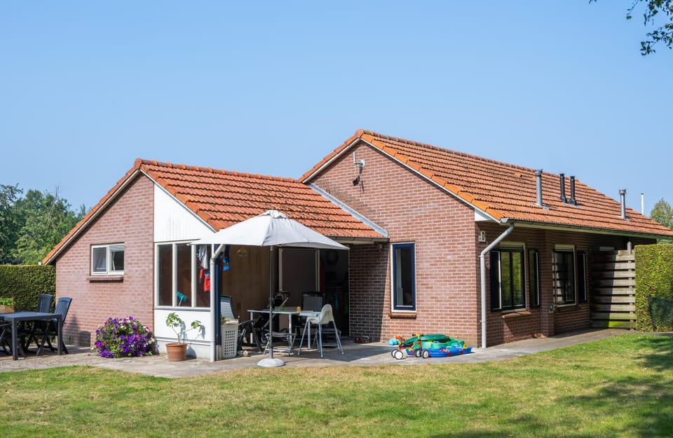 Property building, Garden view