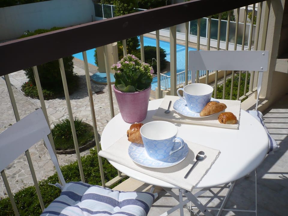 Antibes Seaside one room studio in Salis Beach Apartment in Antibes