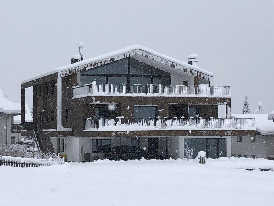Property building, Winter