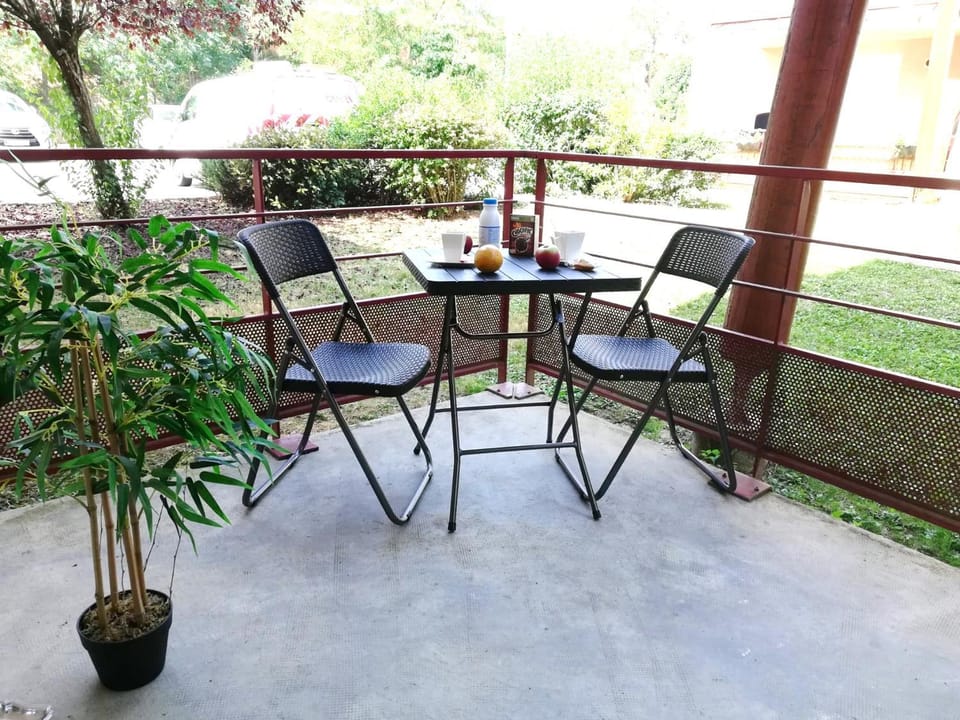 Balcony/Terrace, Balcony/Terrace, Breakfast