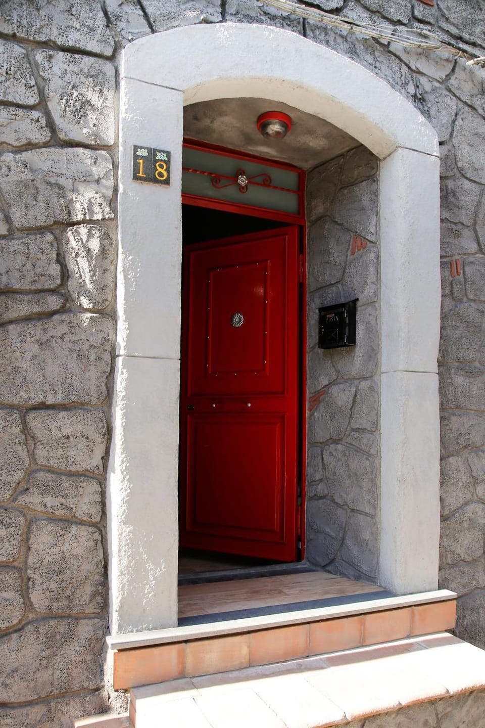Facade/entrance, Day