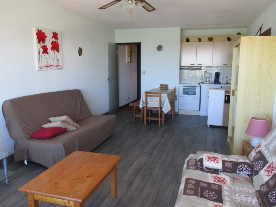 Studio alcôve près de la plage avec aperçu mer pour 4 personnes - FR-1-521-118 Apartment in Biscarrosse