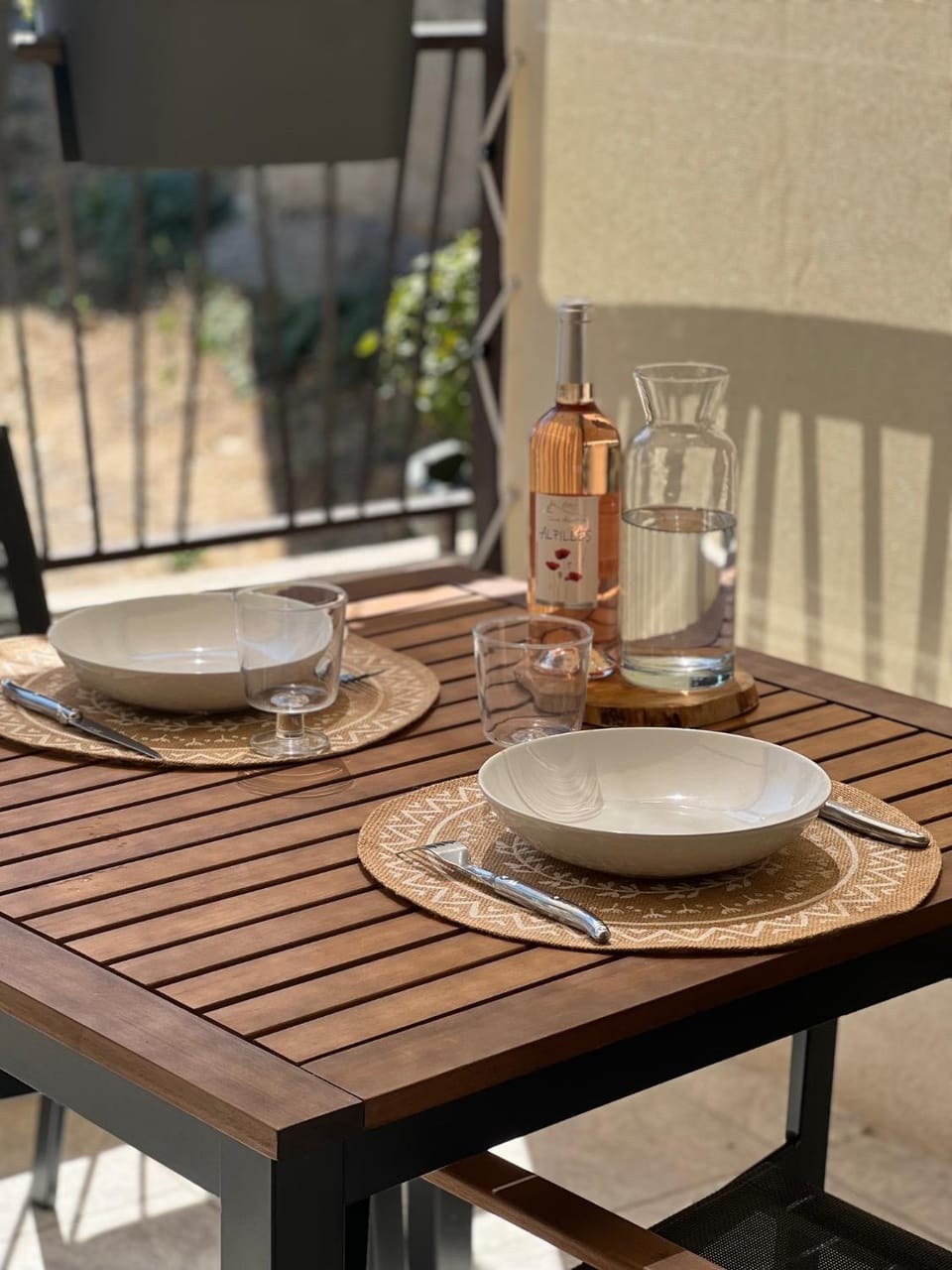 Patio, Dining area