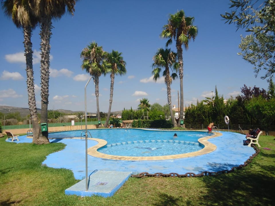Swimming pool