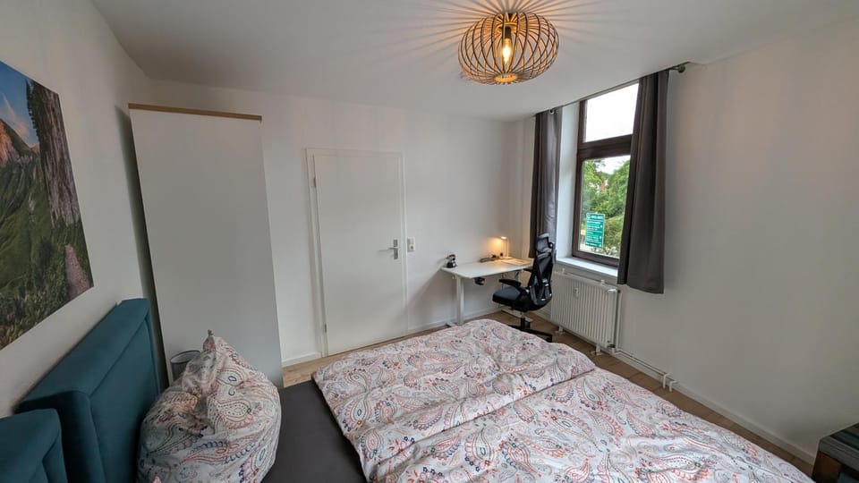 Bed, Bedroom, wardrobe