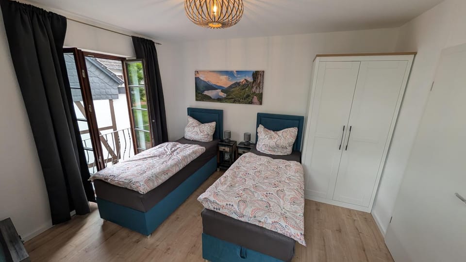 Bed, Bedroom, wardrobe