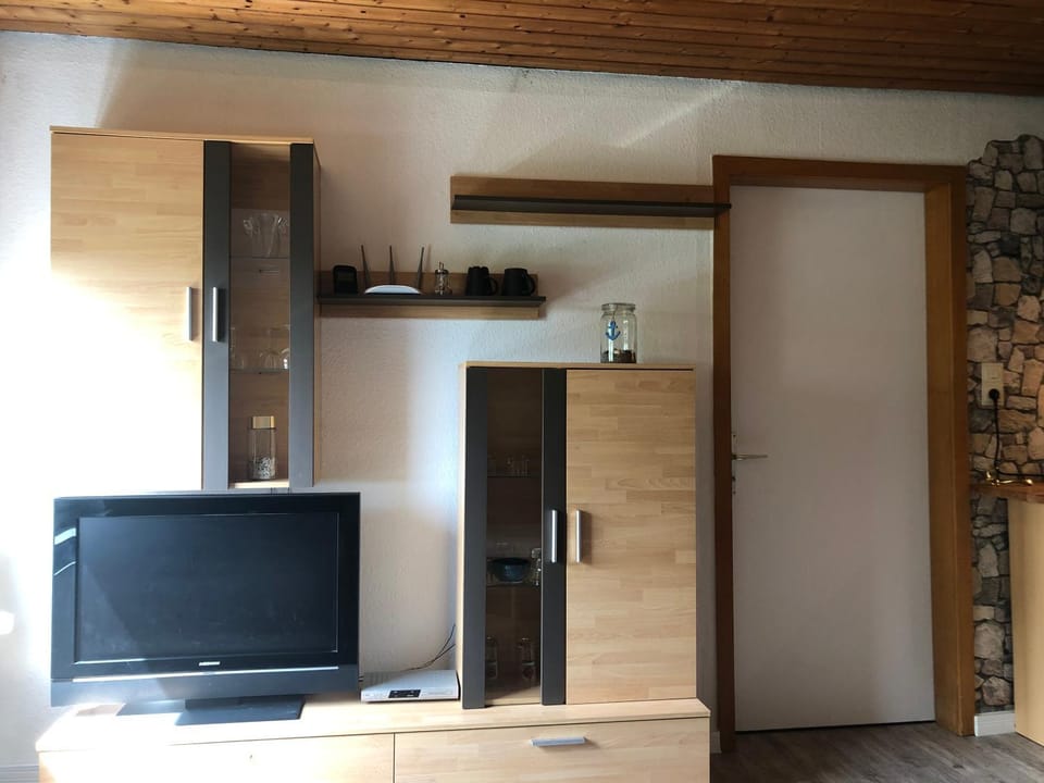 TV and multimedia, Living room, Photo of the whole room