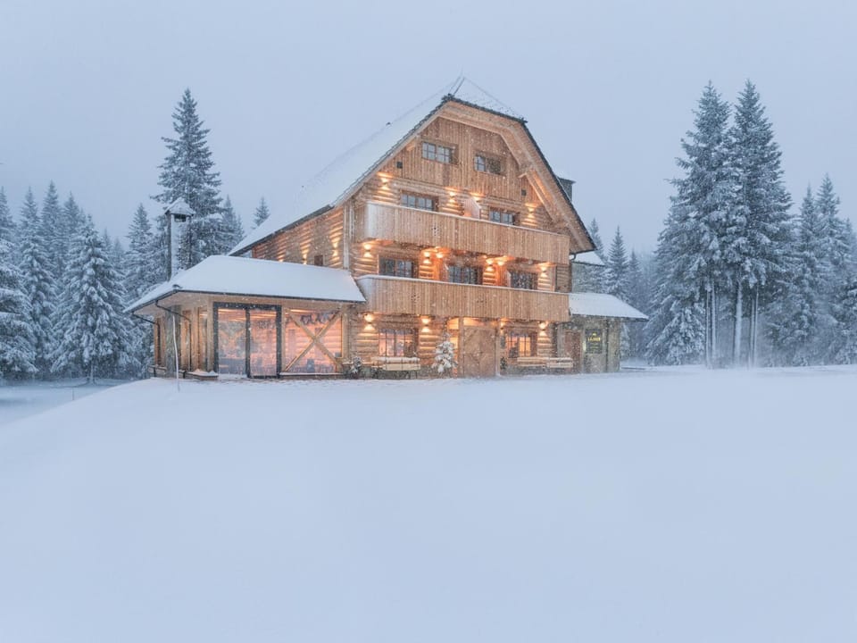 Property building, Winter