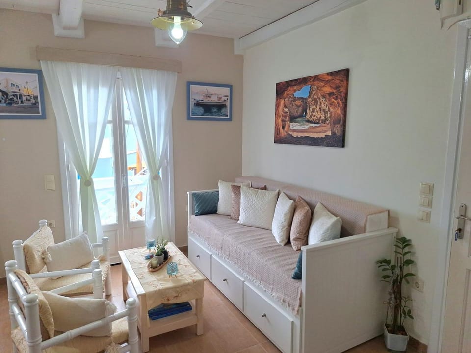 Captain Elias House Apartment in Karpathos, 857 00, Greece