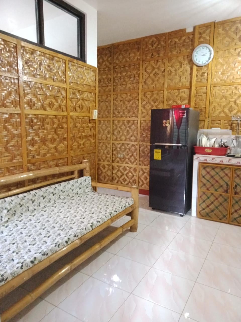 Living room, Seating area, kitchen