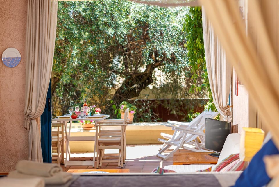 Barbati Beach Art House House in Corfu, Greece