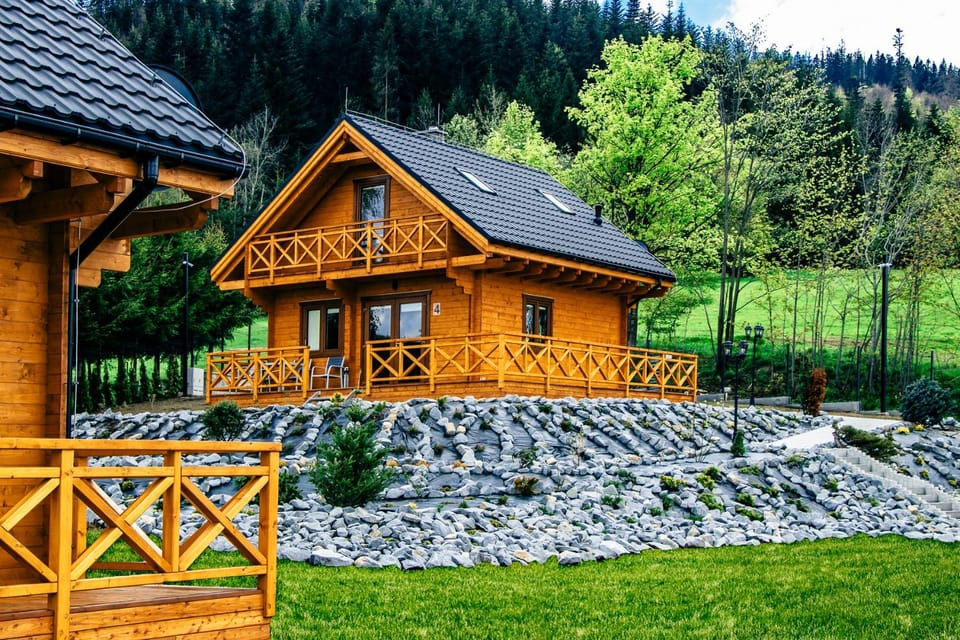 Property building, Natural landscape, Garden