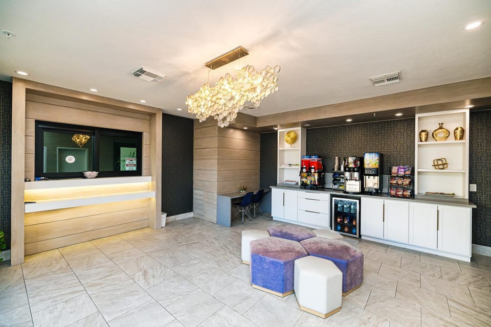 Coffee/tea facilities, Lobby or reception, Breakfast