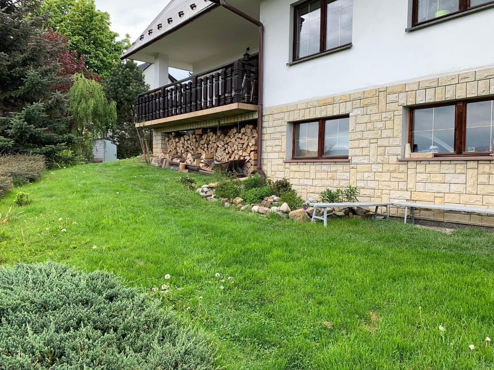 Property building, BBQ facilities, Garden, Balcony/Terrace