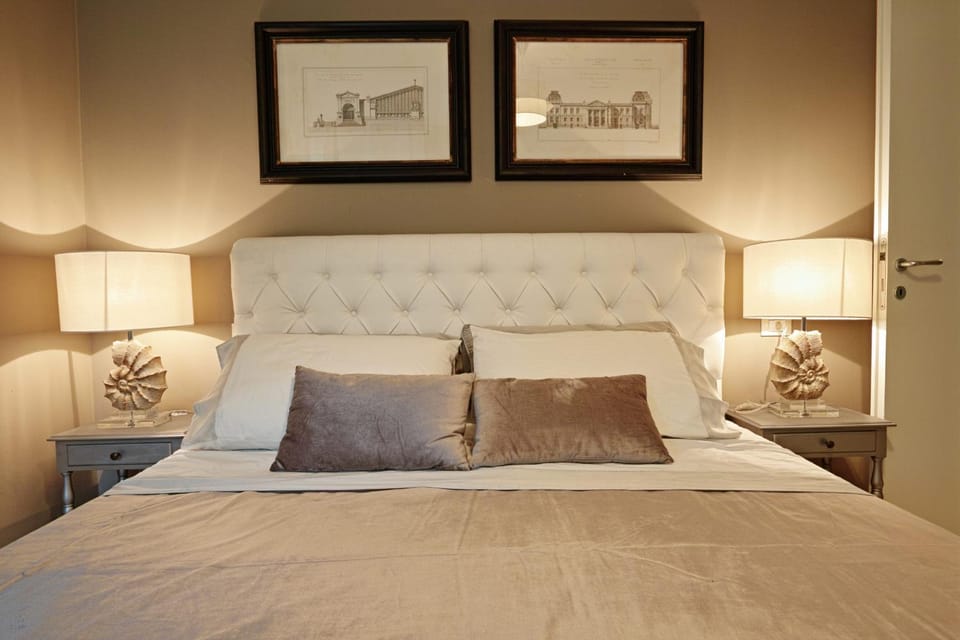 Living room, Bedroom