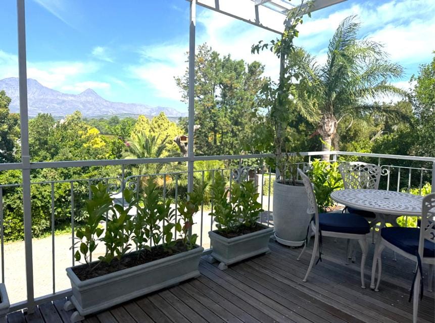 Balcony/Terrace, Mountain view