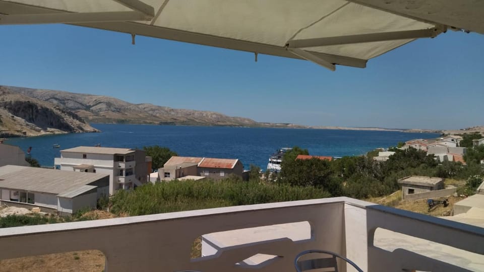 Balcony/Terrace, Balcony/Terrace, Garden view, Mountain view, Mountain view, Sea view, Sea view