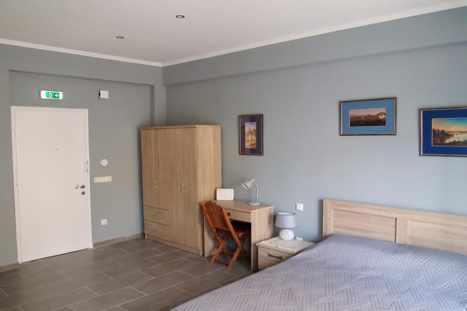 Ideally Situated Corfu Old Town Studio Apartment in Corfu