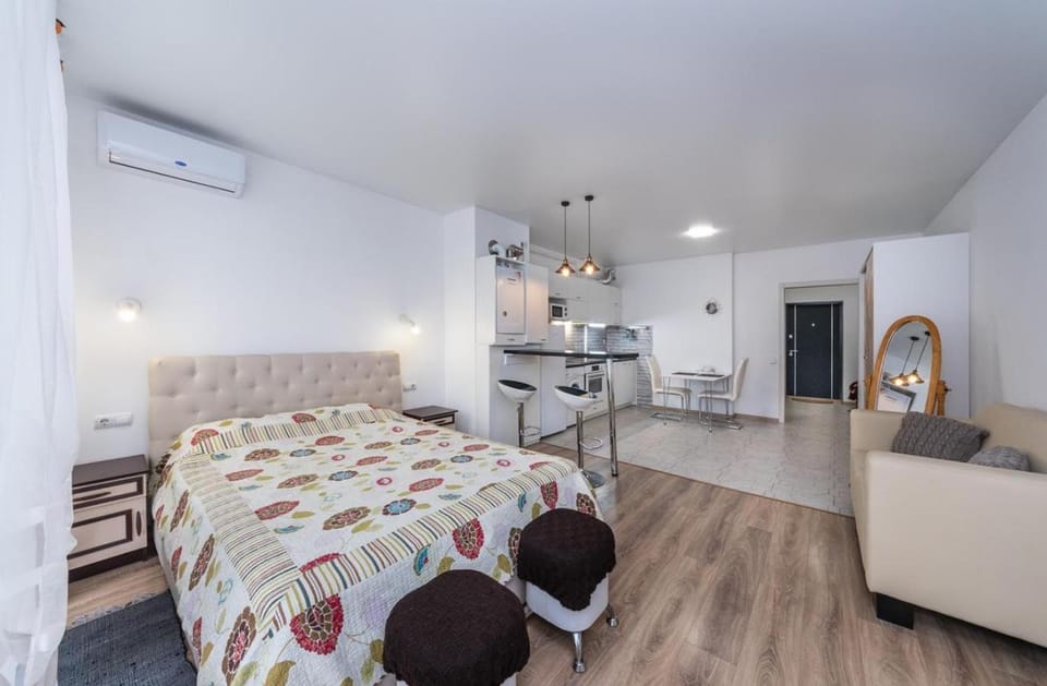 Bed, Bedroom, stove