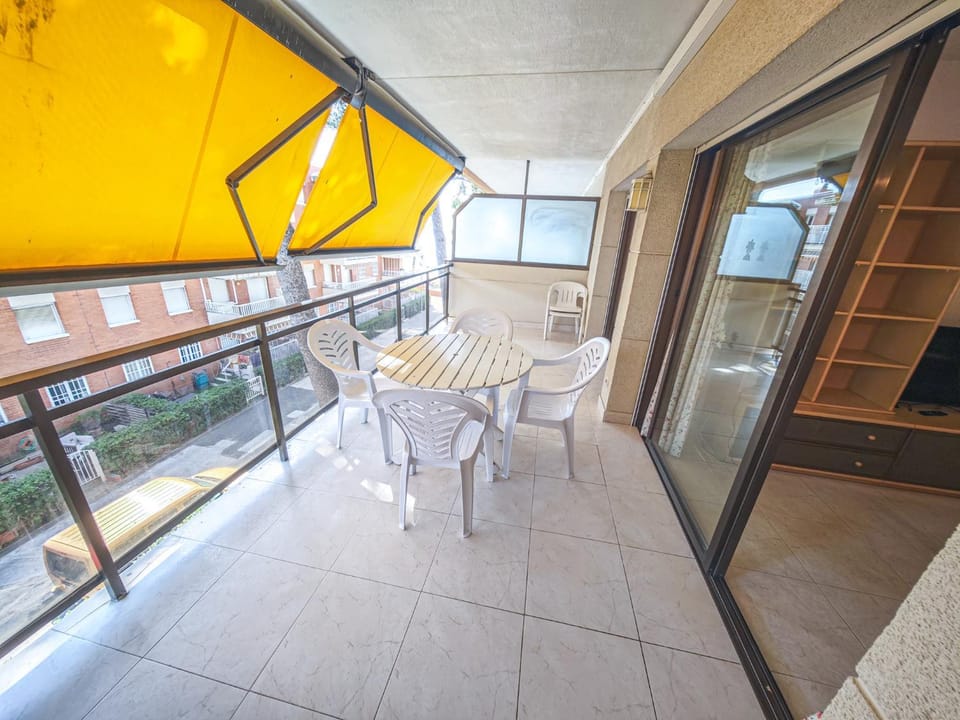 LITORAL COSTA DORADA - TXINGUDI Only families Apartment in Cambrils