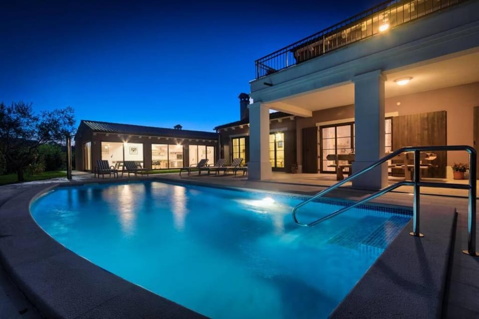 Property building, Swimming pool, Swimming pool, Sunset