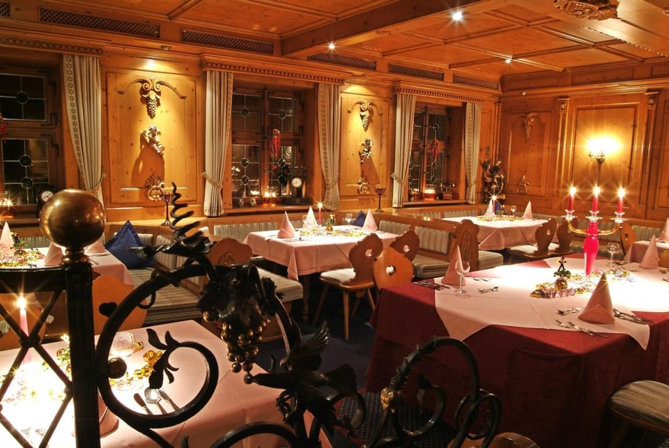 Restaurant/places to eat