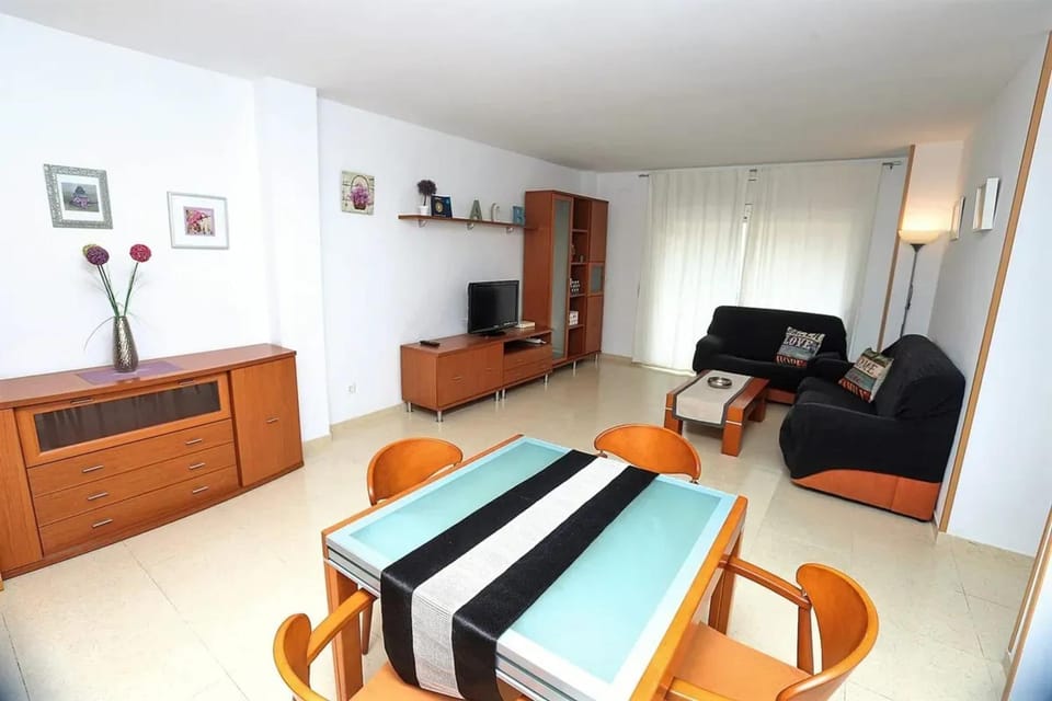 Modern apartment in Calafell with sea and mountain view Apartment in Calafell
