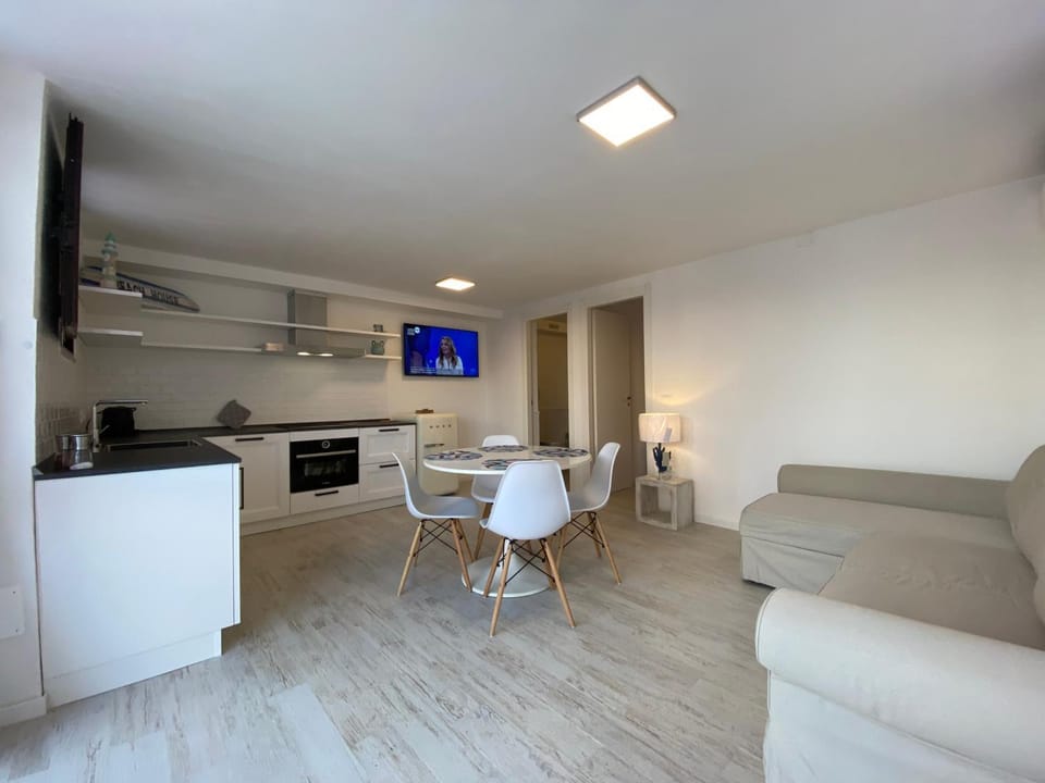 BEACH HOUSE TANAUNELLA House in Sardinia