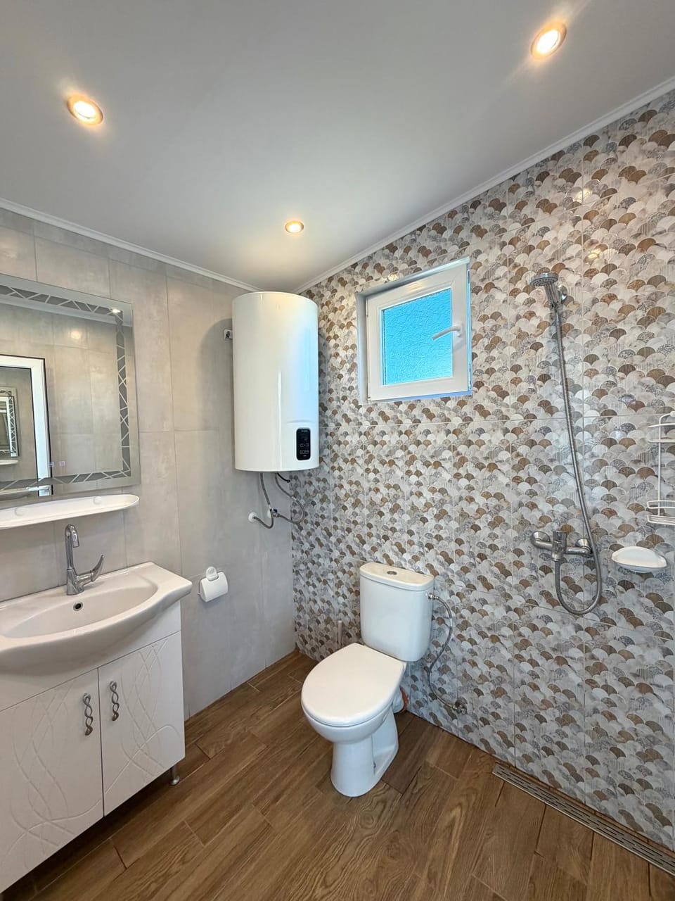 Shower, Toilet, Bathroom