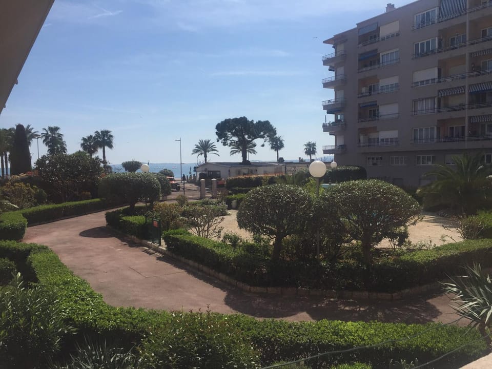 Garden, View (from property/room), Sea view