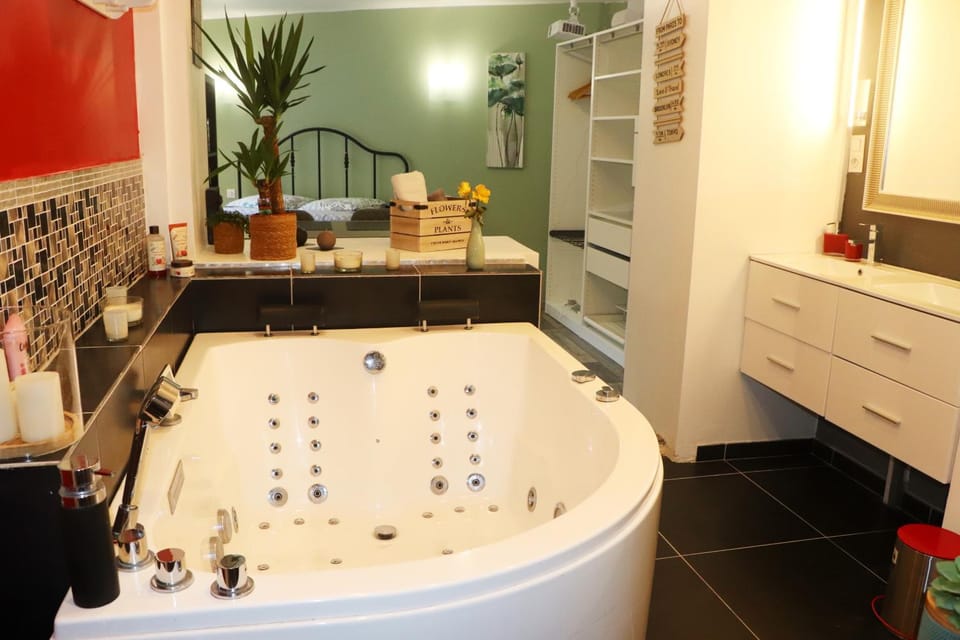Spa and wellness centre/facilities, Bath