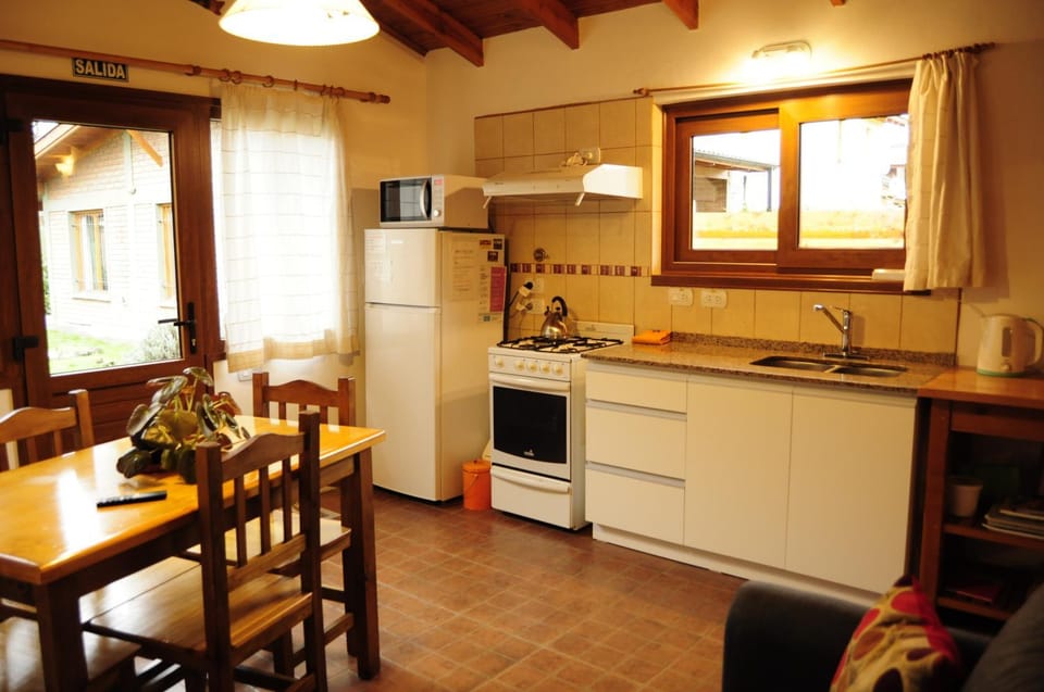 Kitchen or kitchenette, Dining area, microwave, oven, toaster
