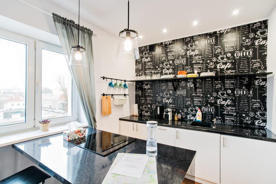 Kitchen or kitchenette, Communal kitchen