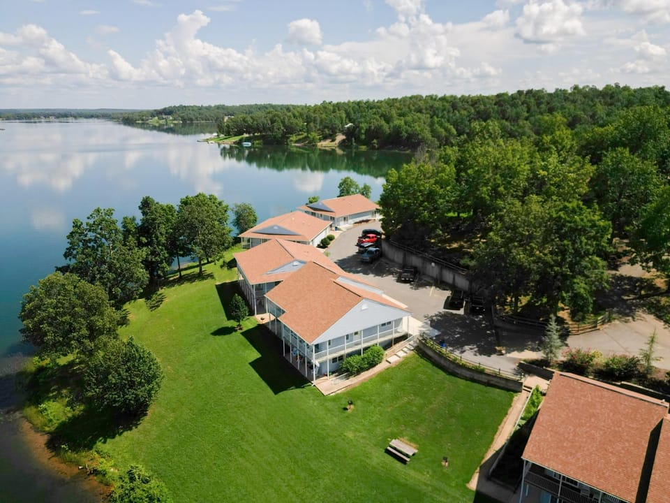 Day, Bird's eye view, Lake view